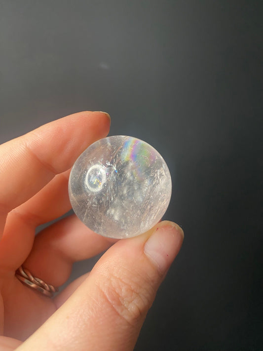 CLEAR QUARTZ MINI SPHERES