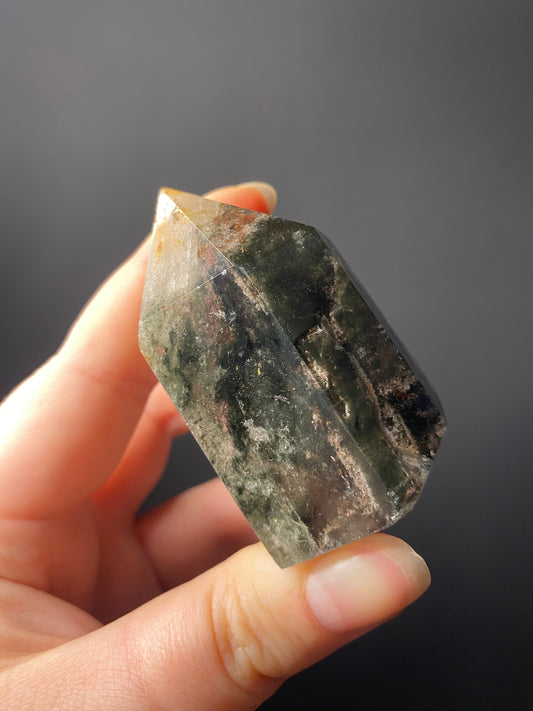 GARDEN QUARTZ TOWERS F - K