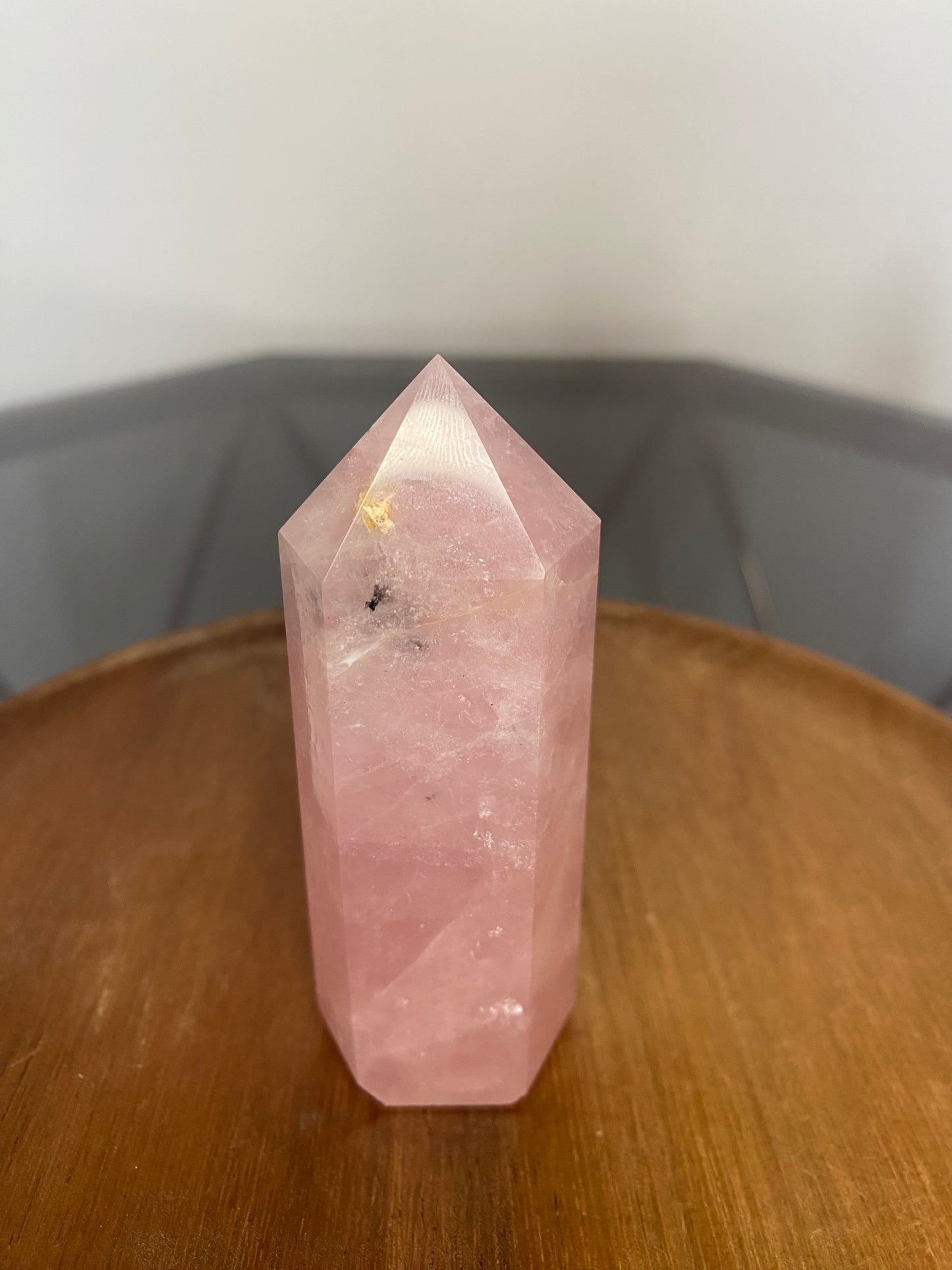 ROSE QUARTZ TOWERS G - M