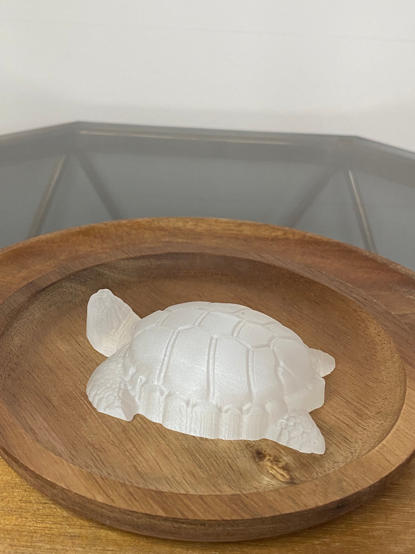 SELENITE TURTLE CARVING