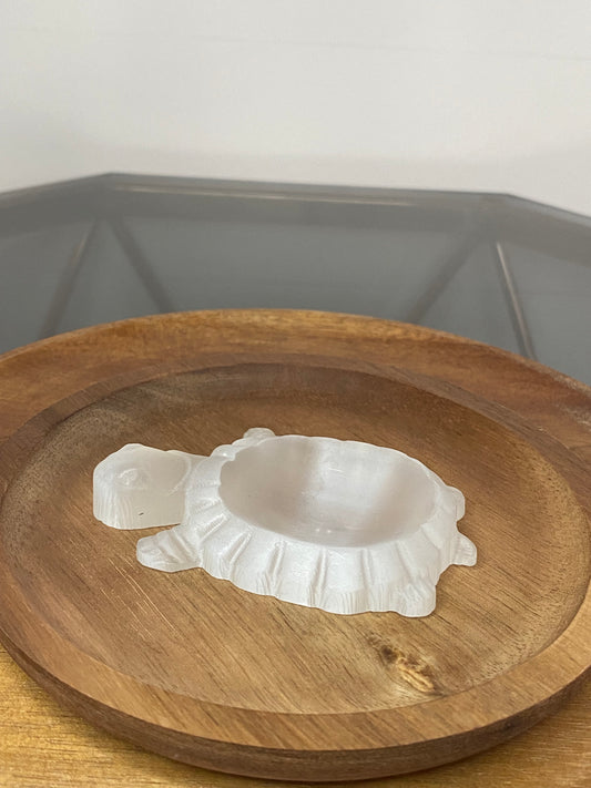 SELENITE MINI TURTLE BOWL CARVING