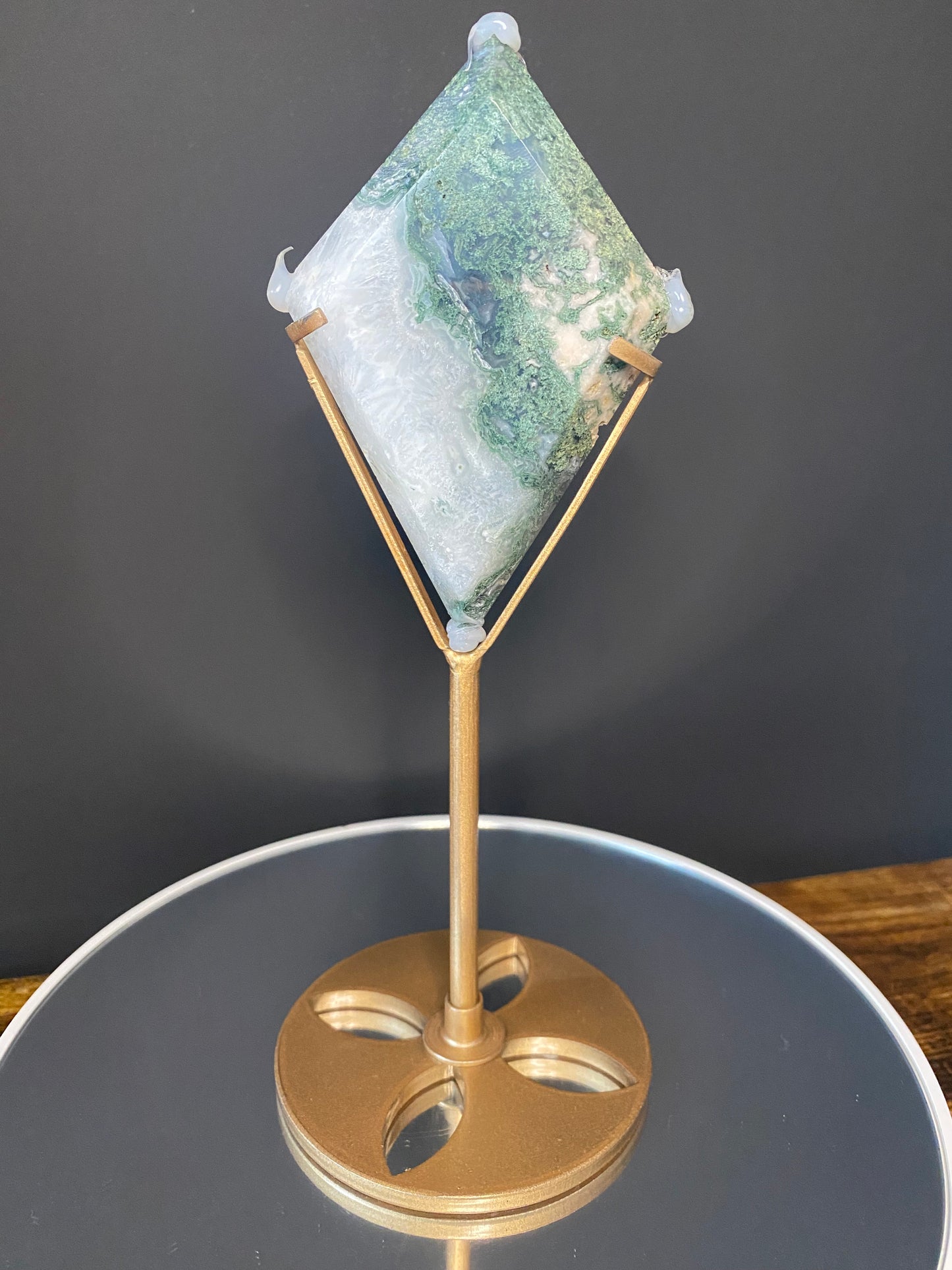 MOSS AGATE CARVING ON STAND