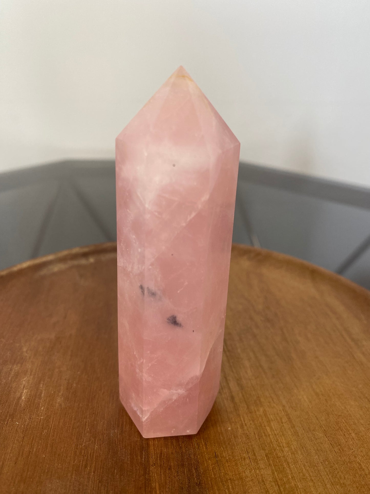 ROSE QUARTZ TOWERS G - M