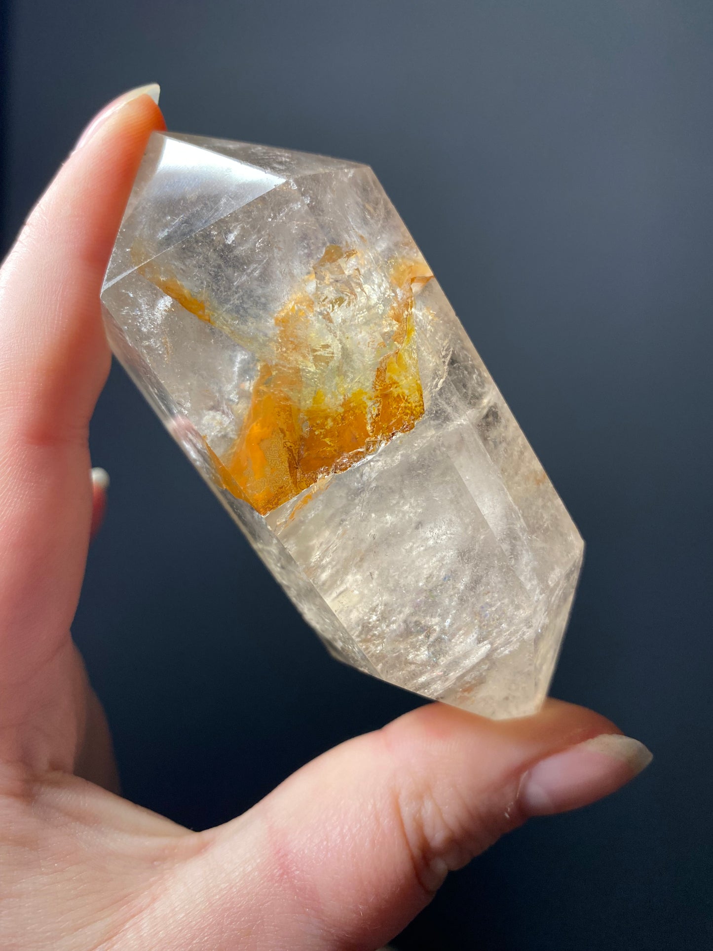 IMPERFECT CLEAR QUARTZ DT WITH GOLDEN HEALER