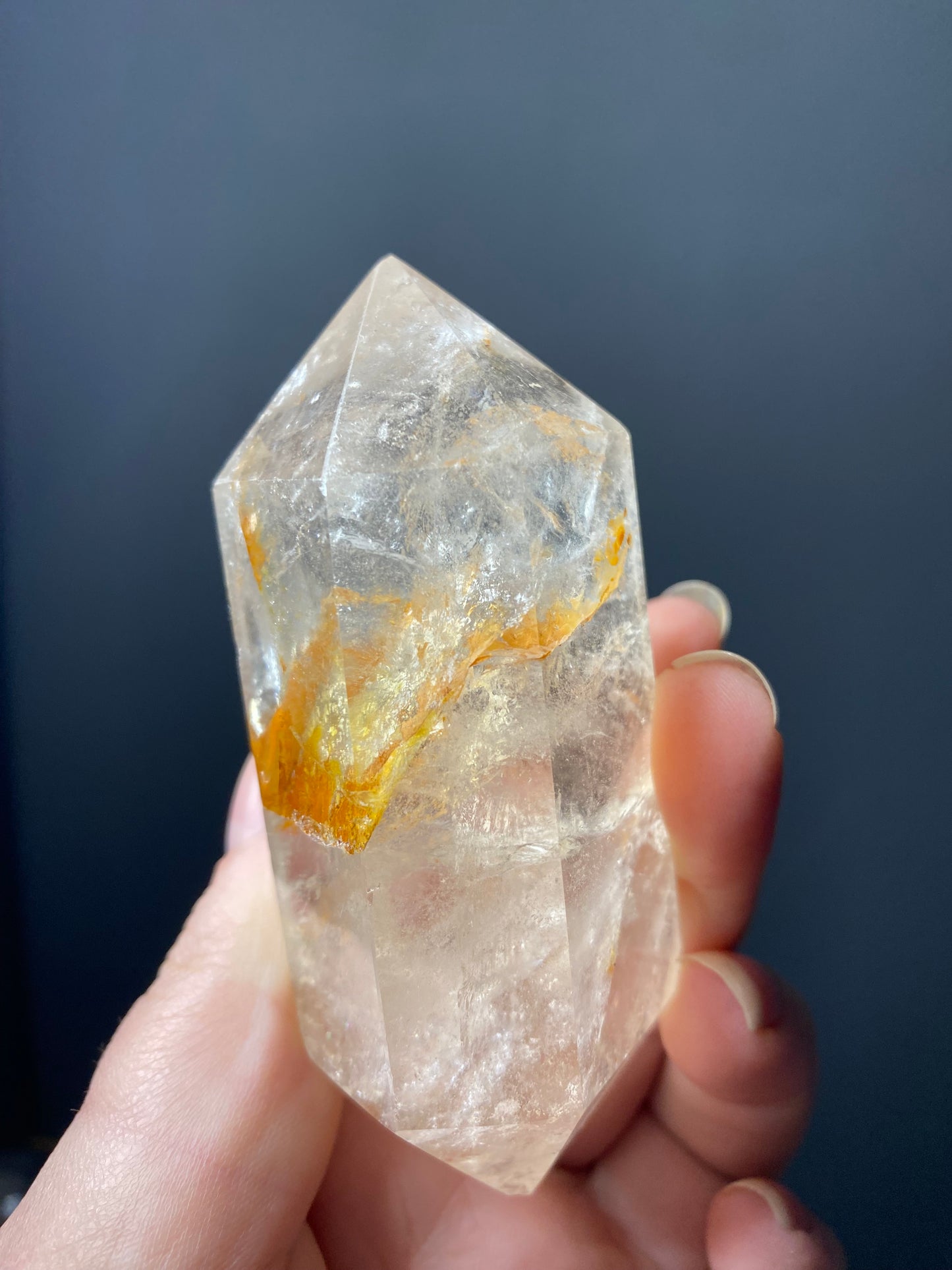 IMPERFECT CLEAR QUARTZ DT WITH GOLDEN HEALER